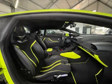 Huracán Tecnica CARBON LIFT RACING-SEATS SCANDAL