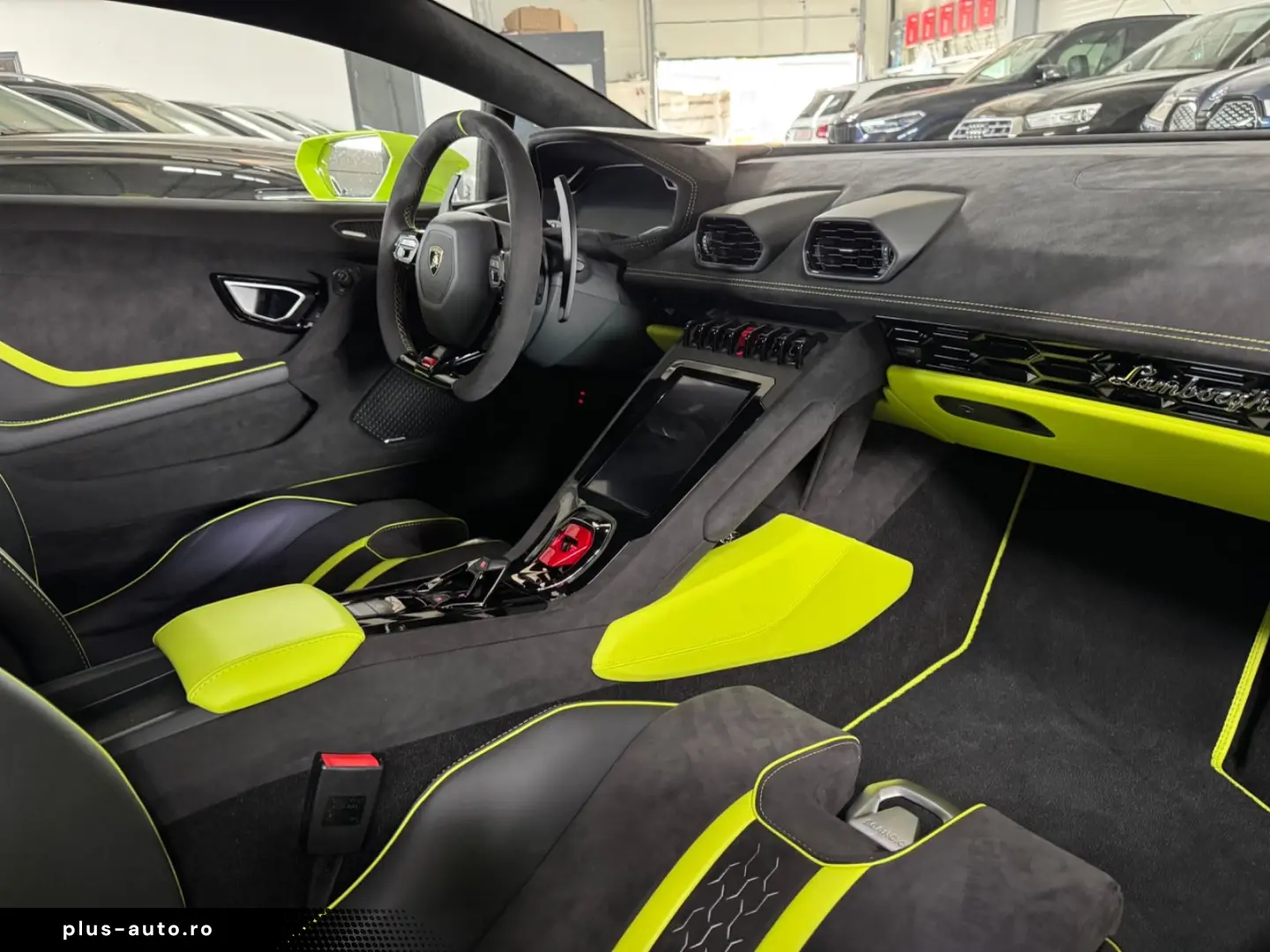 Huracán Tecnica CARBON LIFT RACING-SEATS SCANDAL