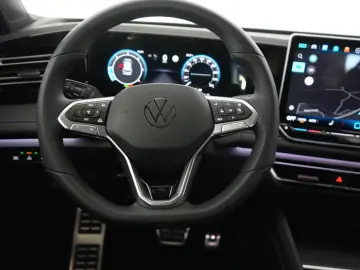 Volkswagen Tiguan 2.0 TDI 4Motion DSG R-Line ACC