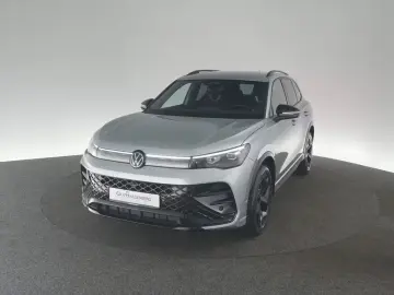 Volkswagen Tiguan 2.0 TDI 4Motion DSG R-Line ACC