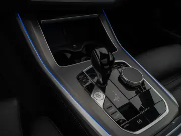 X5 xD30d M Sport Panorama Laser 360 HUD DAB H K