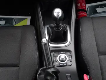 RENAULT MEGANE 1.6 MPI TOM TOM EDITION 2011