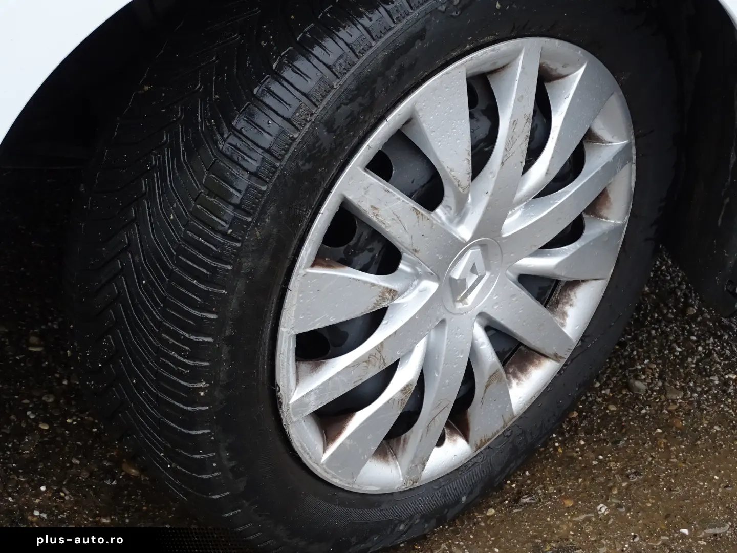 RENAULT MEGANE 1.6 MPI TOM TOM EDITION 2011