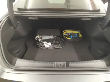 MERCEDES CLA 250e PLUG-IN HYBRID AMG LINE