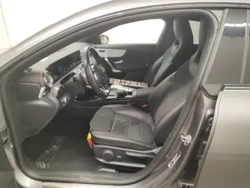 MERCEDES CLA 250e PLUG-IN HYBRID AMG LINE