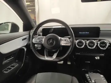 MERCEDES CLA 250e PLUG-IN HYBRID AMG LINE