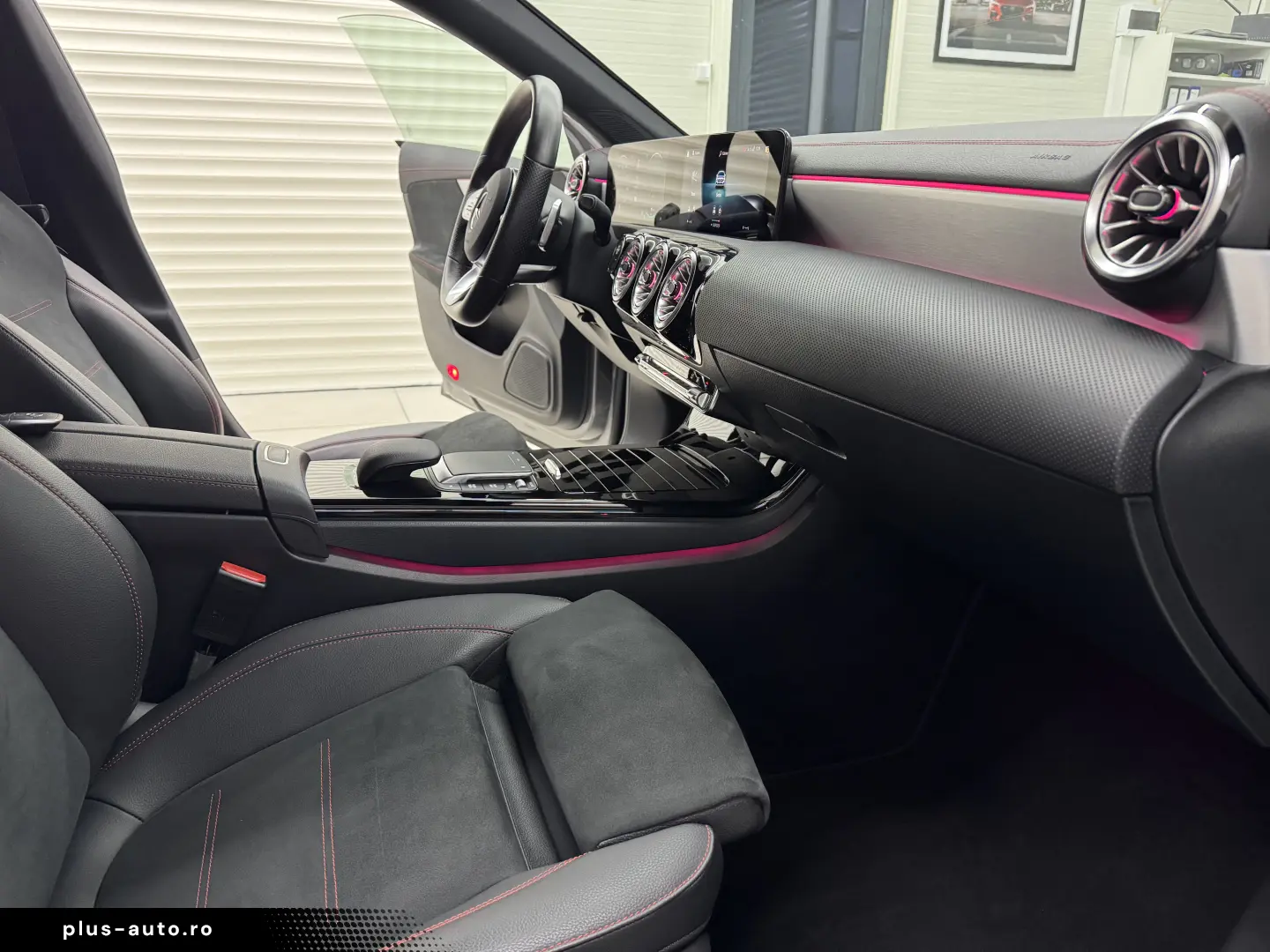 MERCEDES CLA 250e PLUG-IN HYBRID AMG LINE