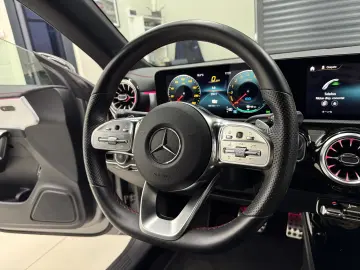 MERCEDES CLA 250e PLUG-IN HYBRID AMG LINE