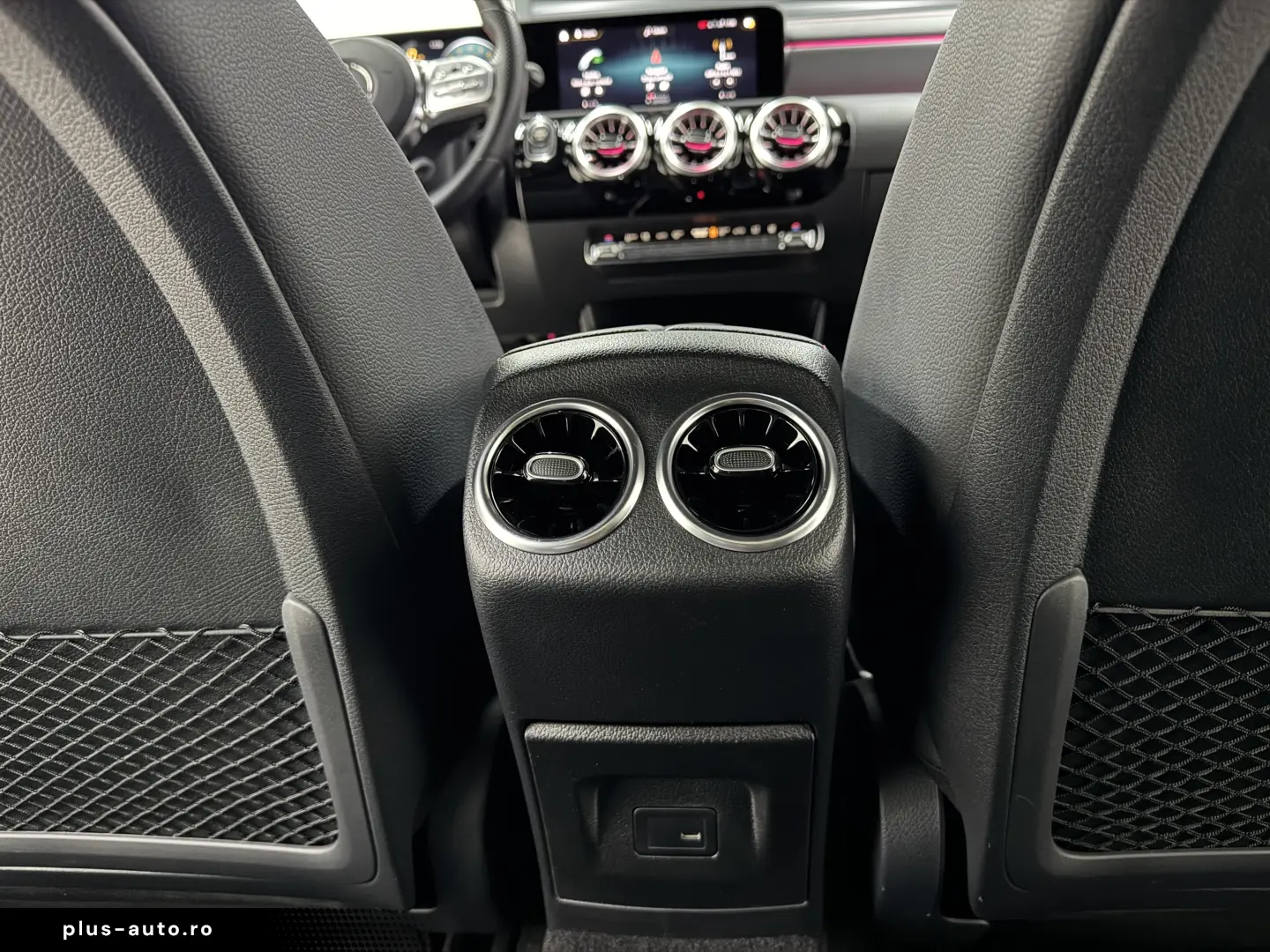 MERCEDES CLA 250e PLUG-IN HYBRID AMG LINE