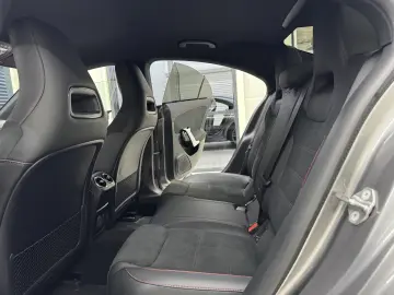 MERCEDES CLA 250e PLUG-IN HYBRID AMG LINE