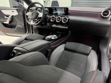 MERCEDES CLA 250e PLUG-IN HYBRID AMG LINE