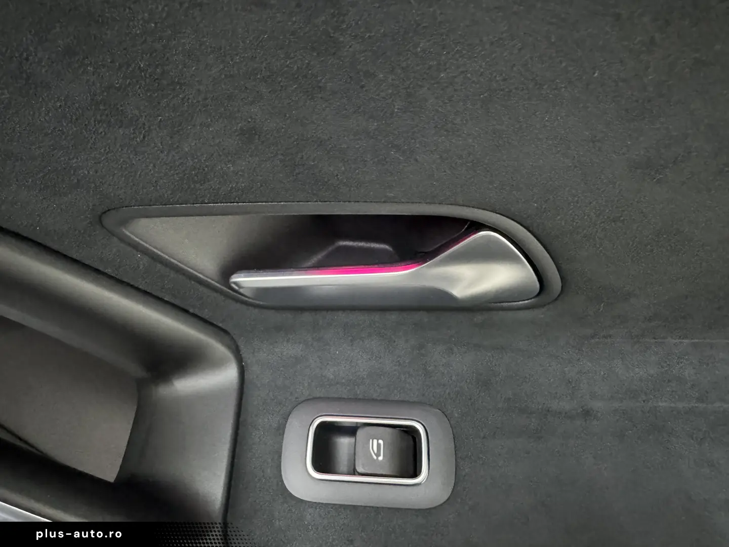 MERCEDES CLA 250e PLUG-IN HYBRID AMG LINE