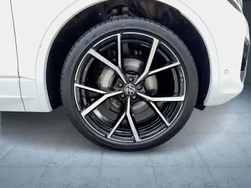 Touareg R-Line StHz AHK Pano HuD Dynaudio Luft A