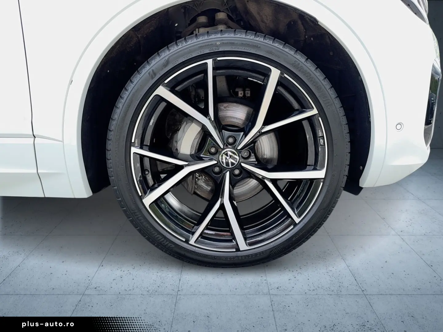 Touareg R-Line StHz AHK Pano HuD Dynaudio Luft A