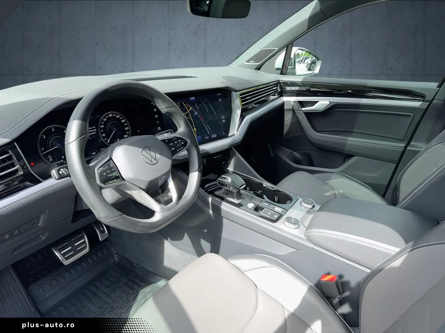 Touareg R-Line StHz AHK Pano HuD Dynaudio Luft A