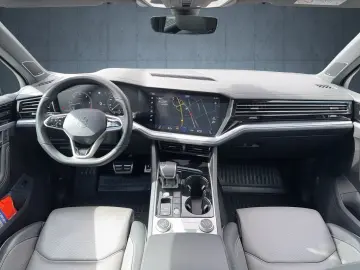 Touareg R-Line StHz AHK Pano HuD Dynaudio Luft A