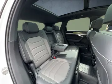 Touareg R-Line StHz AHK Pano HuD Dynaudio Luft A