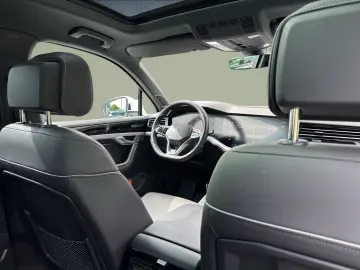 Touareg R-Line StHz AHK Pano HuD Dynaudio Luft A