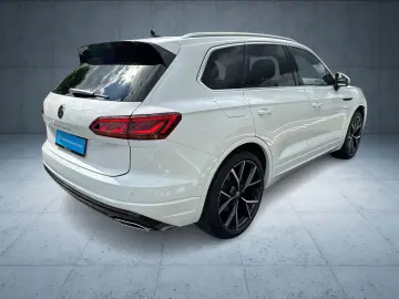 Touareg R-Line StHz AHK Pano HuD Dynaudio Luft A