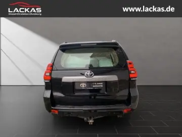 Land Cruiser 2.8 Leder Sitzkühl  AHK AllTerrain