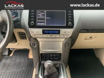 Land Cruiser 2.8 Leder Sitzkühl  AHK AllTerrain