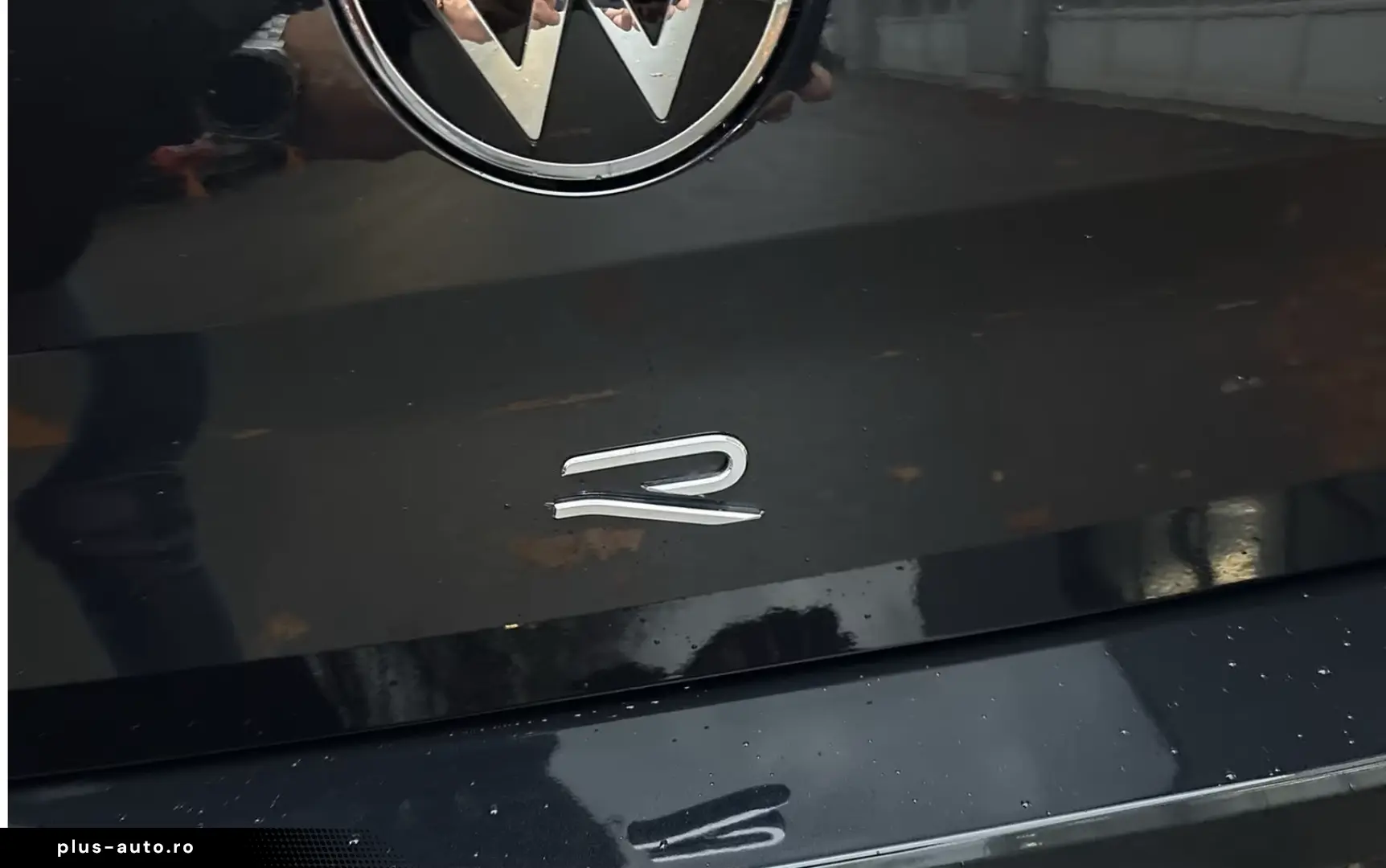 Volkswagen T-Roc 2.0 R 4X4 AKRAPOVIC LEDER PANO