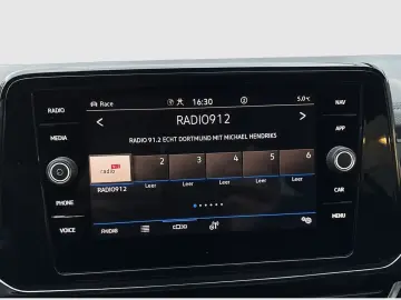 Volkswagen T-Roc 2.0 R 4X4 AKRAPOVIC LEDER PANO