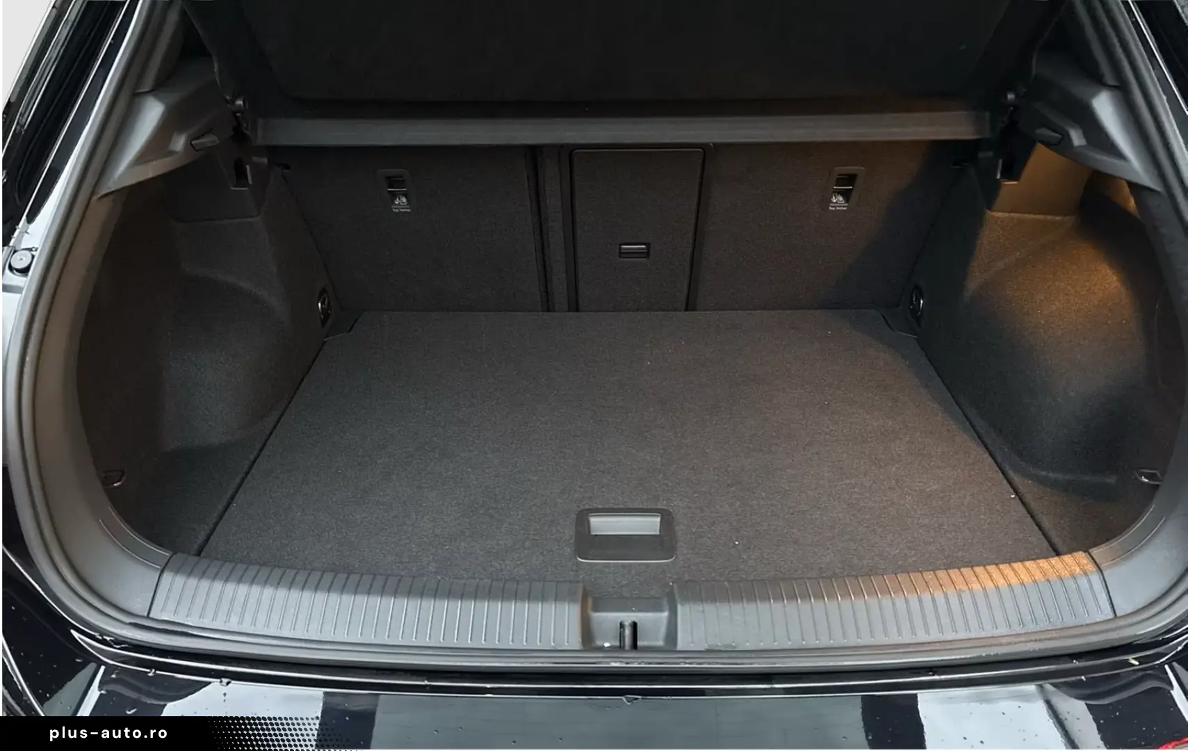 Volkswagen T-Roc 2.0 R 4X4 AKRAPOVIC LEDER PANO