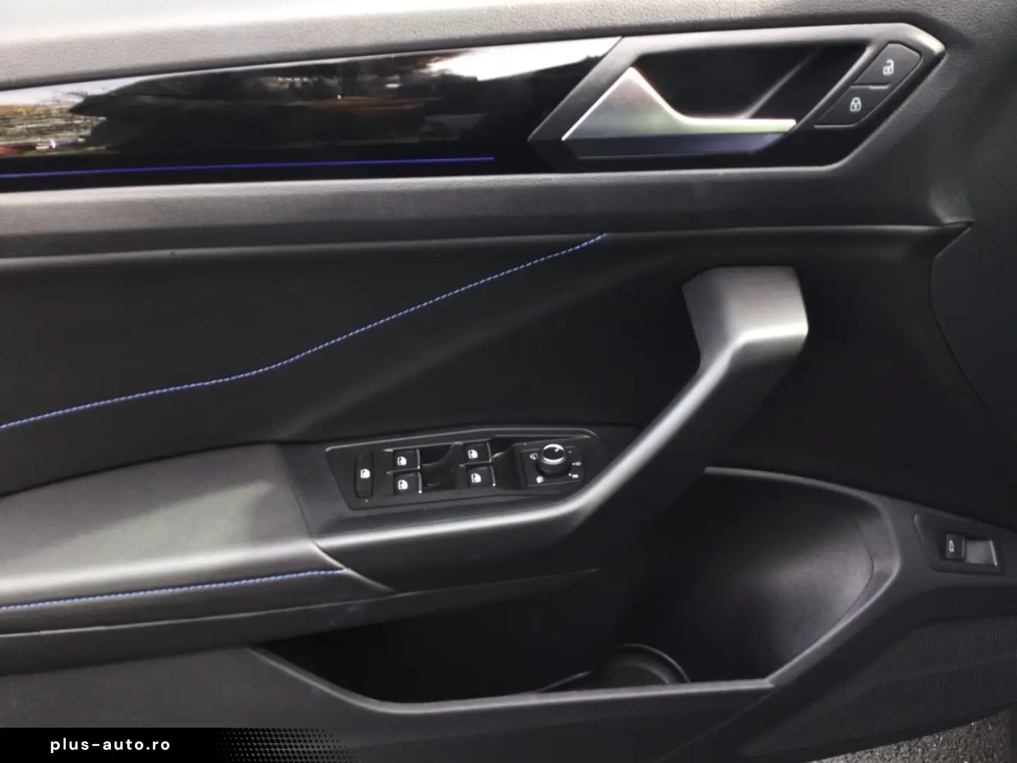 Volkswagen T-Roc 4M R NP68 AKROPOVIC LEDER PANo