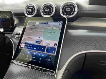 GLC 300 d 4M AMG-Pano AHK 360 H-Lenk AIR DIGITAL