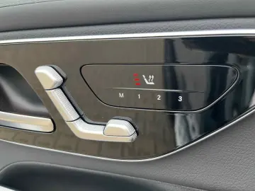 GLC 300 d 4M AMG-Pano AHK 360 H-Lenk AIR DIGITAL