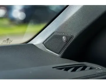 Volkswagen T-Roc R 2.0 TSI DSG 4Motion AKRAPOVIC PANO