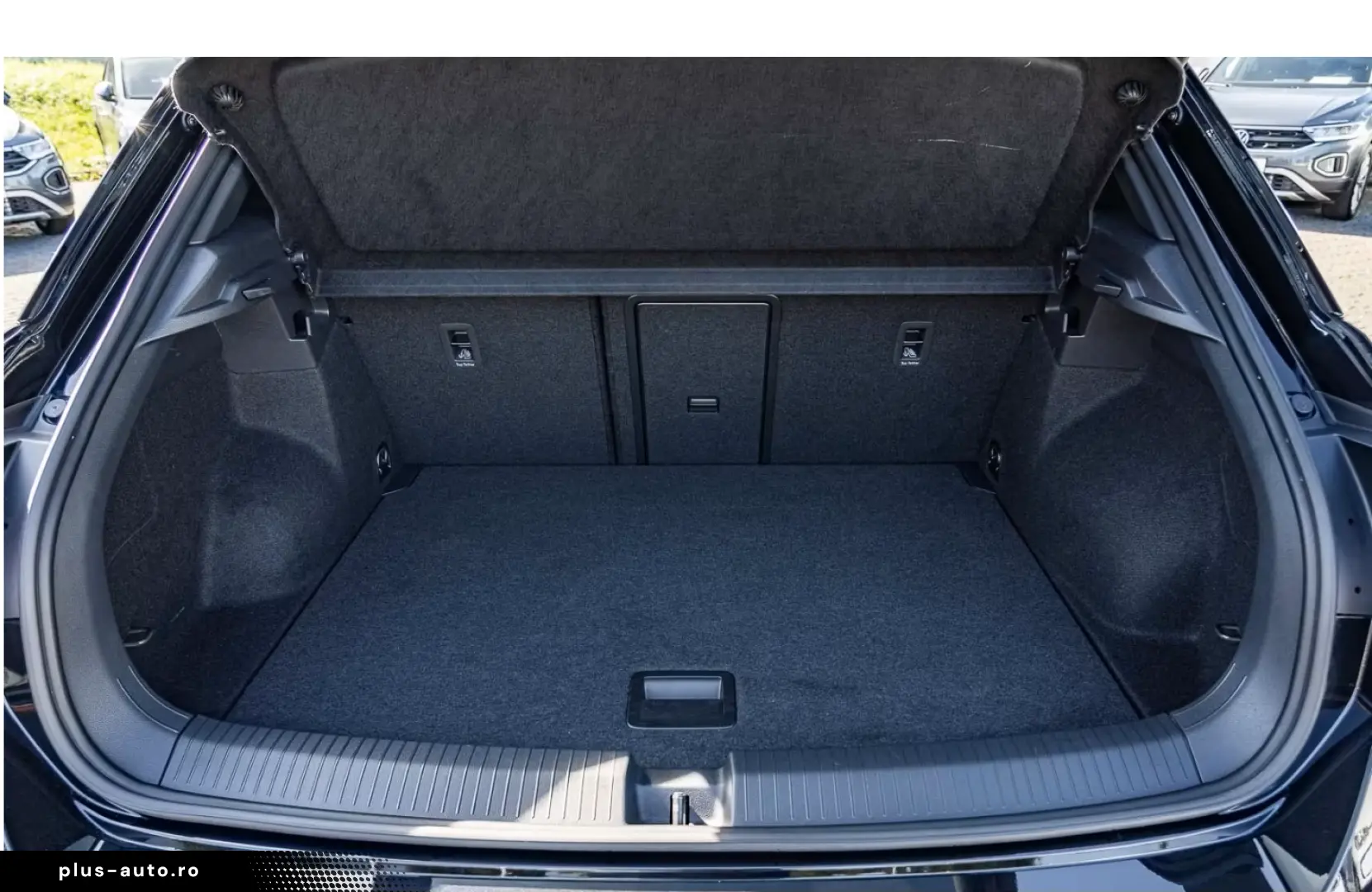 Volkswagen T-Roc R 2.0 TSI DSG 4Motion AKRAPOVIC PANO