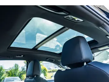 Volkswagen T-Roc R 2.0 TSI DSG 4Motion AKRAPOVIC PANO