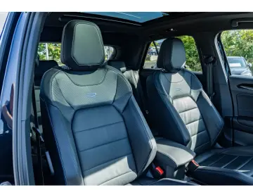 Volkswagen T-Roc R 2.0 TSI DSG 4Motion AKRAPOVIC PANO