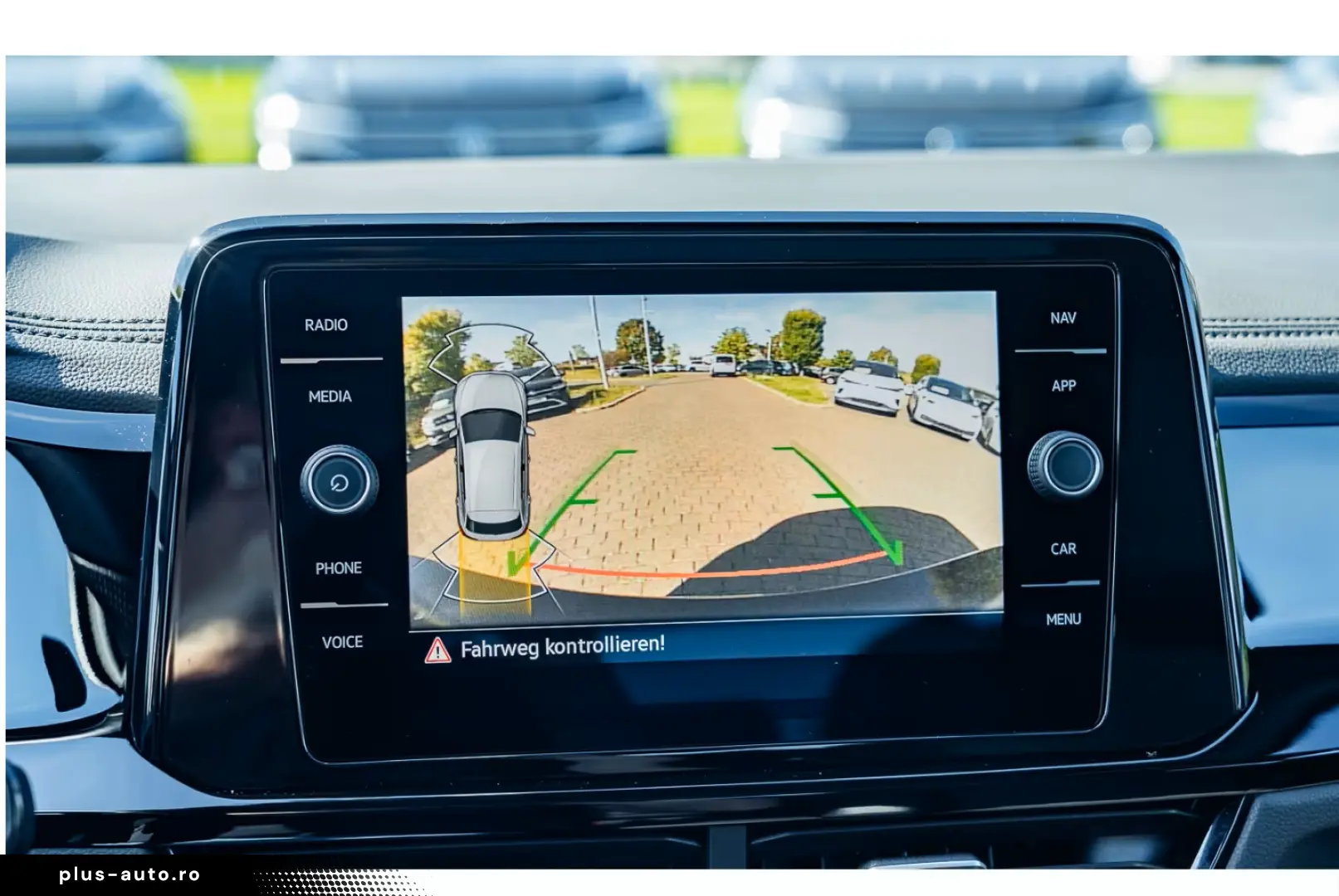 Volkswagen T-Roc R 2.0 TSI DSG 4Motion AKRAPOVIC PANO