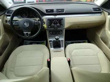 VW PASSAT B7 1.6 TDI 2011