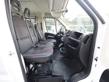 Citroen Jumper DOKA 7 locuri 2.2 BlueHDi 140C