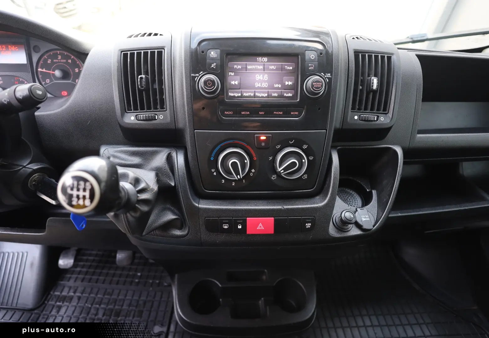 Citroen Jumper DOKA 7 locuri 2.2 BlueHDi 140C