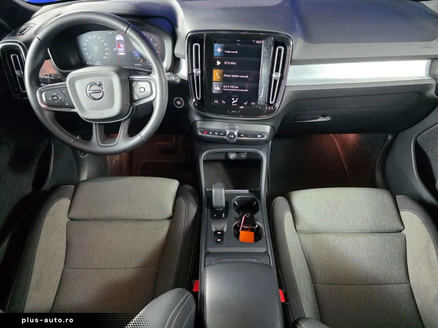 VOLVO XC 40 1.5 T3 163CP AT MOMENTUM PRO 2021