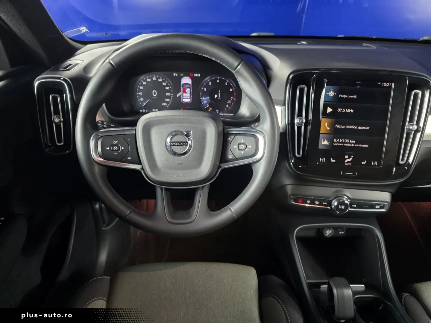 VOLVO XC 40 1.5 T3 163CP AT MOMENTUM PRO 2021