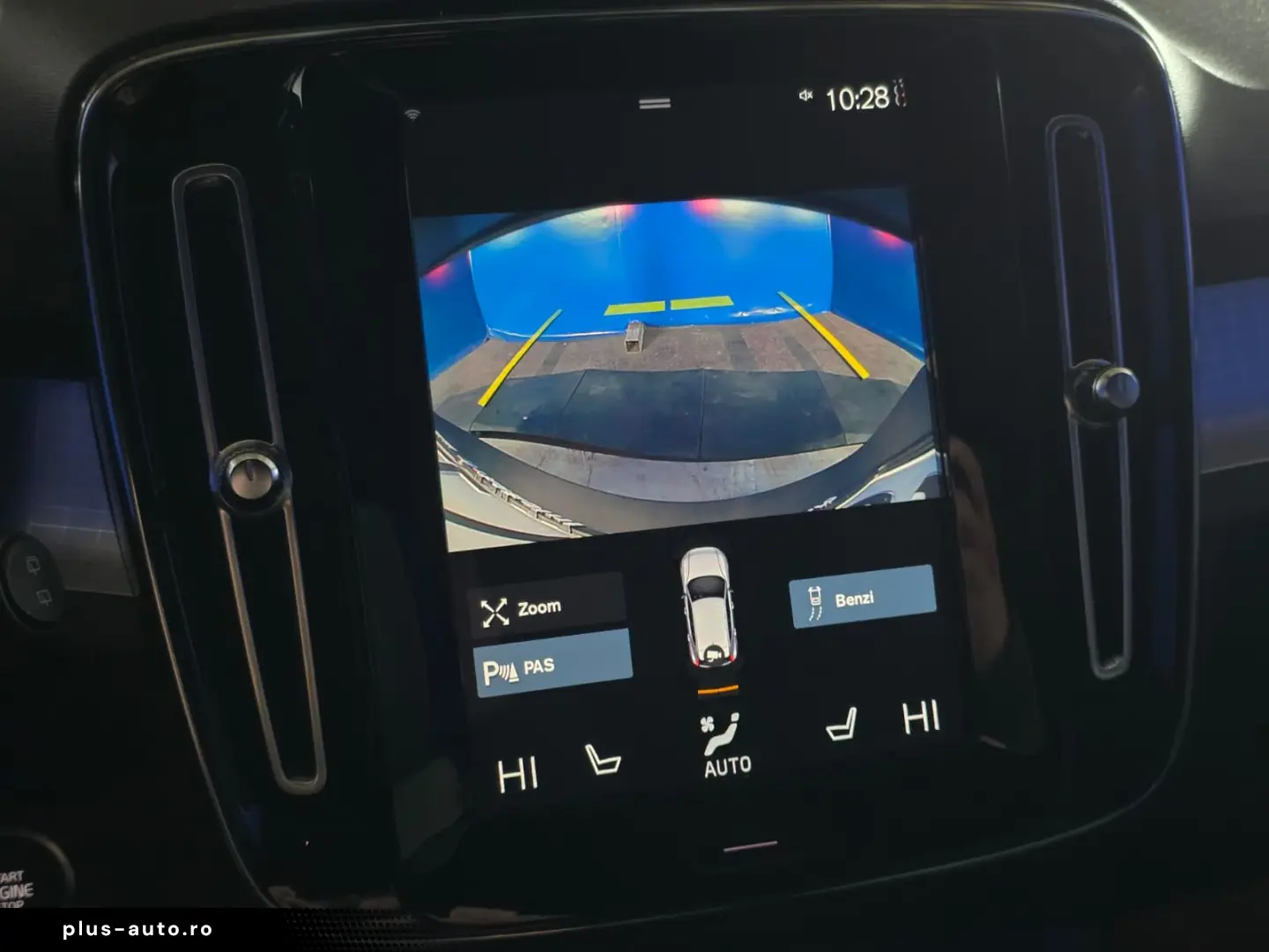 VOLVO XC 40 1.5 T3 163CP AT MOMENTUM PRO 2021