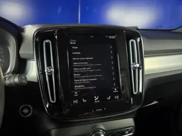 VOLVO XC 40 1.5 T3 163CP AT MOMENTUM PRO 2021