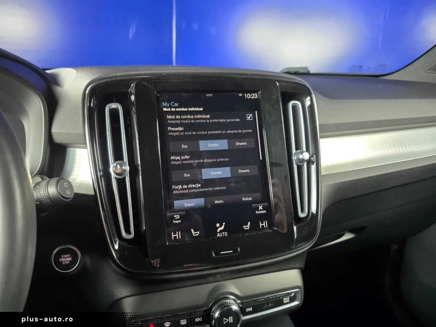 VOLVO XC 40 1.5 T3 163CP AT MOMENTUM PRO 2021