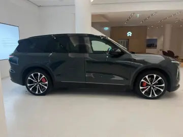 EL8 100kWh Executive