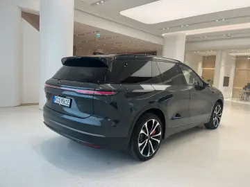 EL8 100kWh Executive