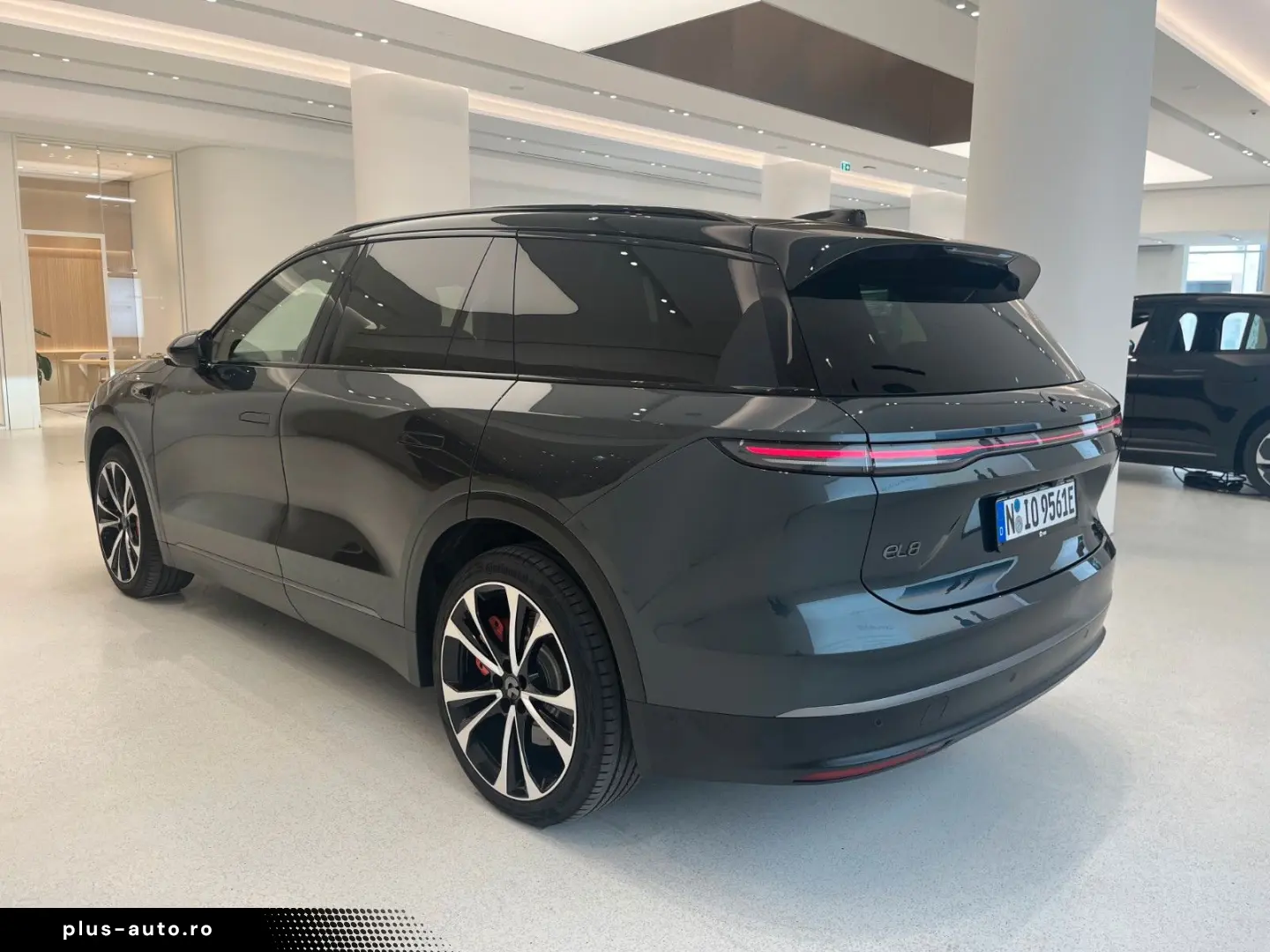 EL8 100kWh Executive