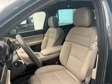 EL8 100kWh Executive