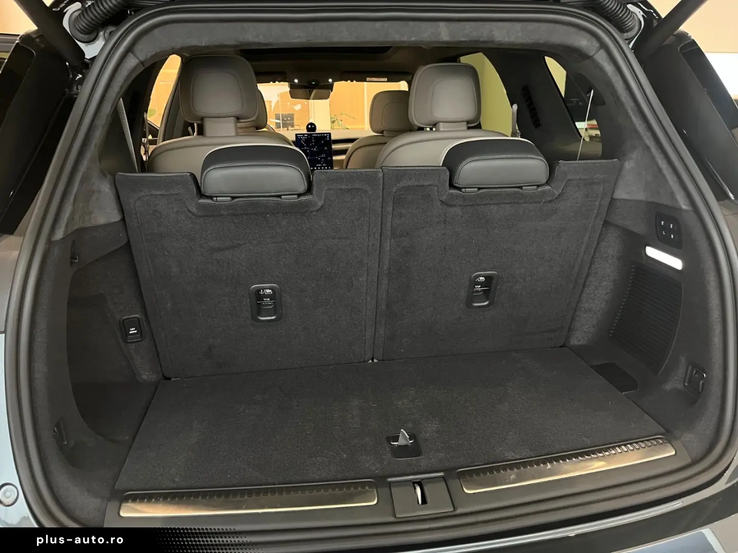 EL8 100kWh Executive