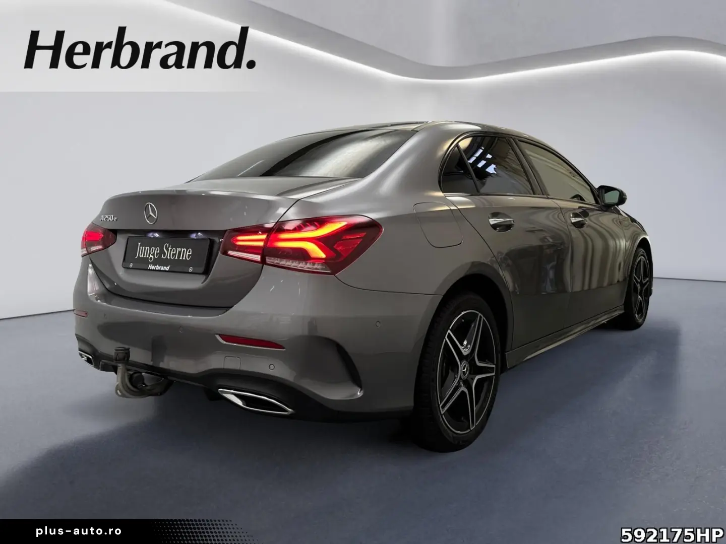 A 250 e Limousine AMG NIGHT Pano KEYLESS